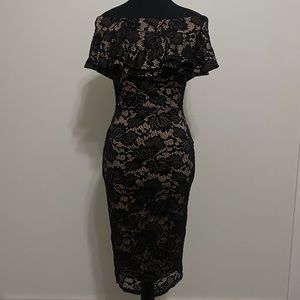 Lace BodyCon Dress